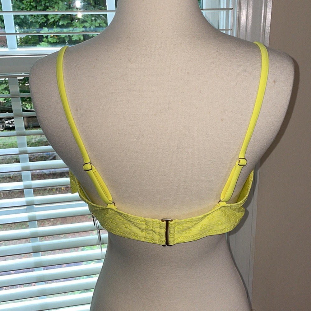 Jessica Sampson yellow eyelet bikini size large - Picture 3 of 12